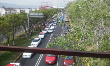 bloqueo taxistas libramiento central terminal autobuses Morelia