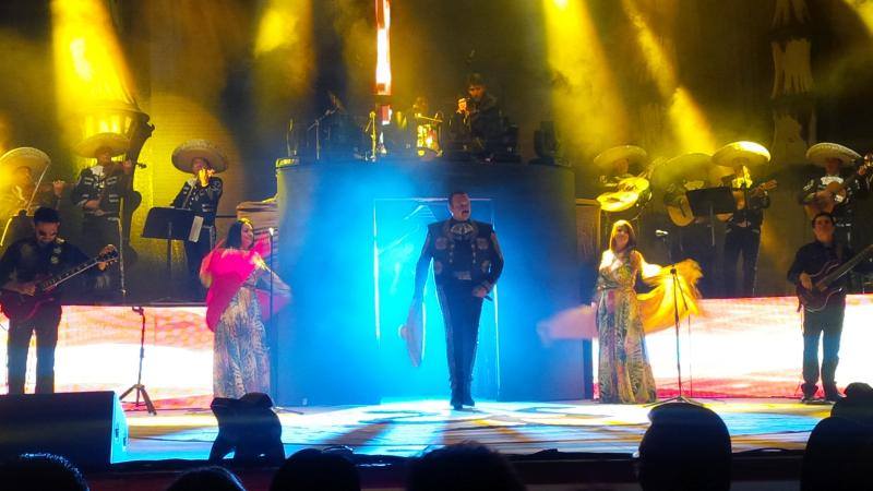 expoferia michoacán pepe aguilar concierto