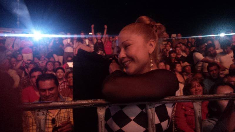 expoferia pepe aguilar toalla fan