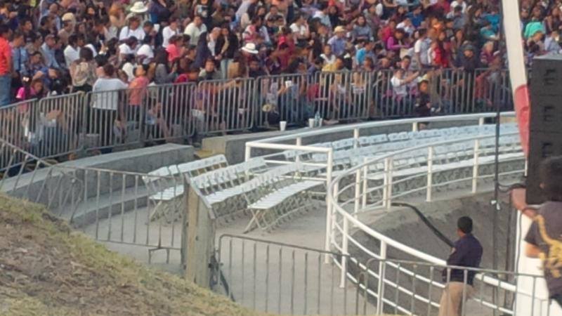 Los lugares reservados para invitados "VIP" en el concierto de Pepe Aguilar