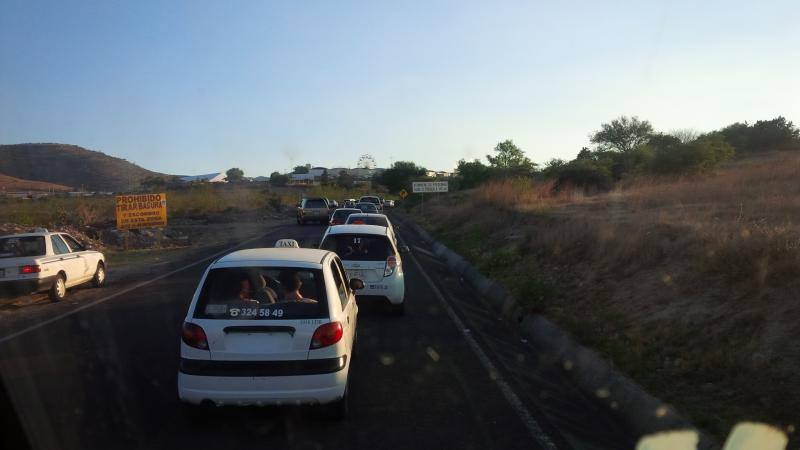 fila feria alejandra guzmán3