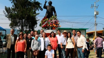 homenaje a periodistas de Michoacán