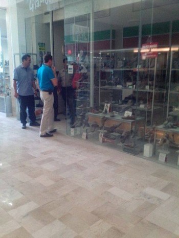 incendio en galería del zapato morelia2