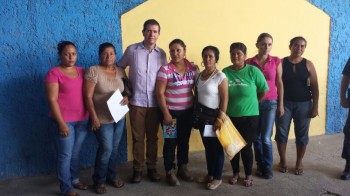 Alfredo Castillo reunión con viudas de Buenavista