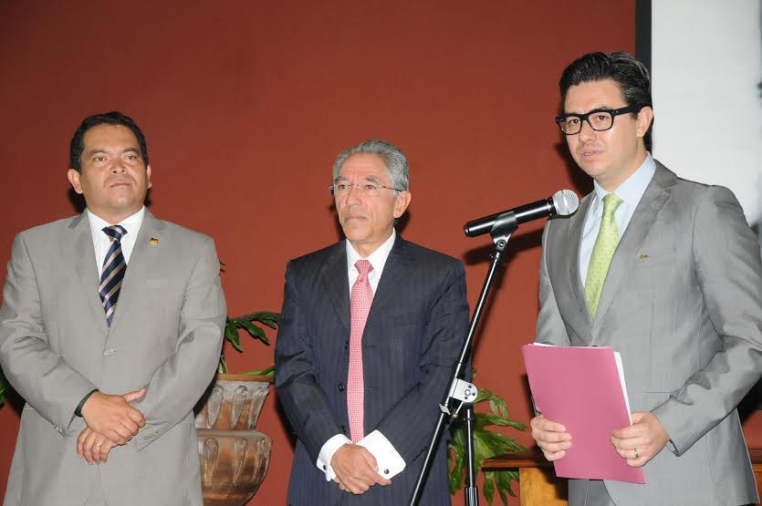 Jaime Darío, Salvador Jara y José Carlos Rodríguez Pueblita, Secretario de Finanzas Michoacán