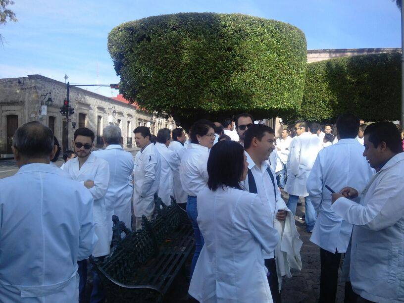 marcha médicos #YoSoy17 en Morelia 7