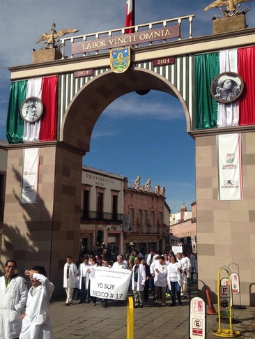 marcha médicos #YoSoy17 en Zacatecas