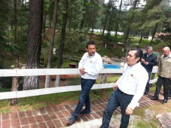 Sub Director de Generación de Proyectos y Asistencia Técnica del Fonatur, César Ramón Añorve y Roberto Monroy Sectur Michoacán