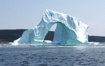 iceberg colapsando