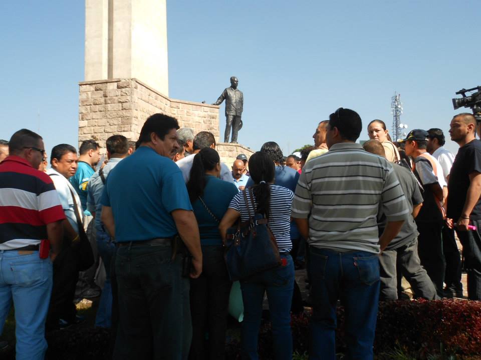 policías despedidos de Michoacán manifestación Morelia