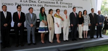 gabinete DIF Salvador Jara, Chaterine Ettinger, Ana Compeán y Alfredo Castillo