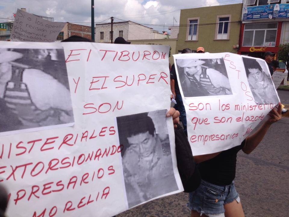 manifestación policías despedidos y trabajadores de centros nocturnos Morelia 2