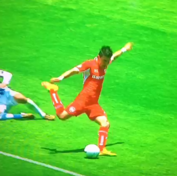 pajaro benitez jugador del toluca