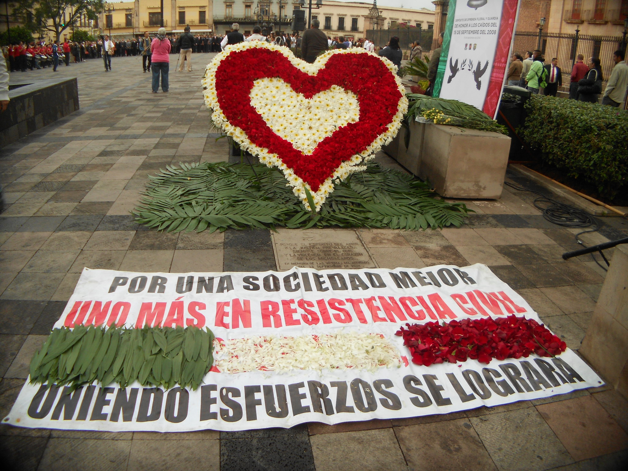 Honor a la gente caída del atentado Terrorista 2008 Morelia