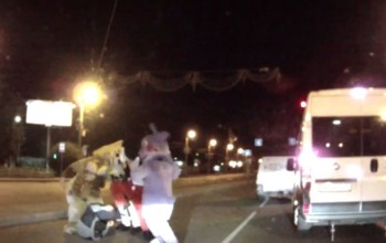 botargas atacan a conductor