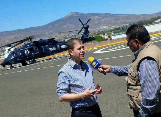 eliseo caballero entrevista comisionado