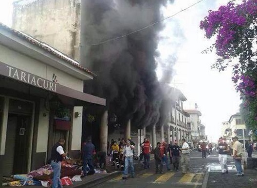 incendio bomberos Uruapan mercado Tariácuri Uruapan