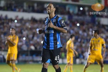 ronaldinho debut queretaro