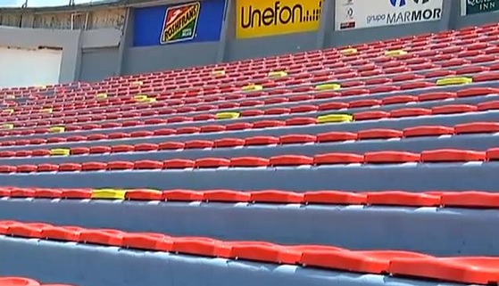 tribunas vacias estadio morelos