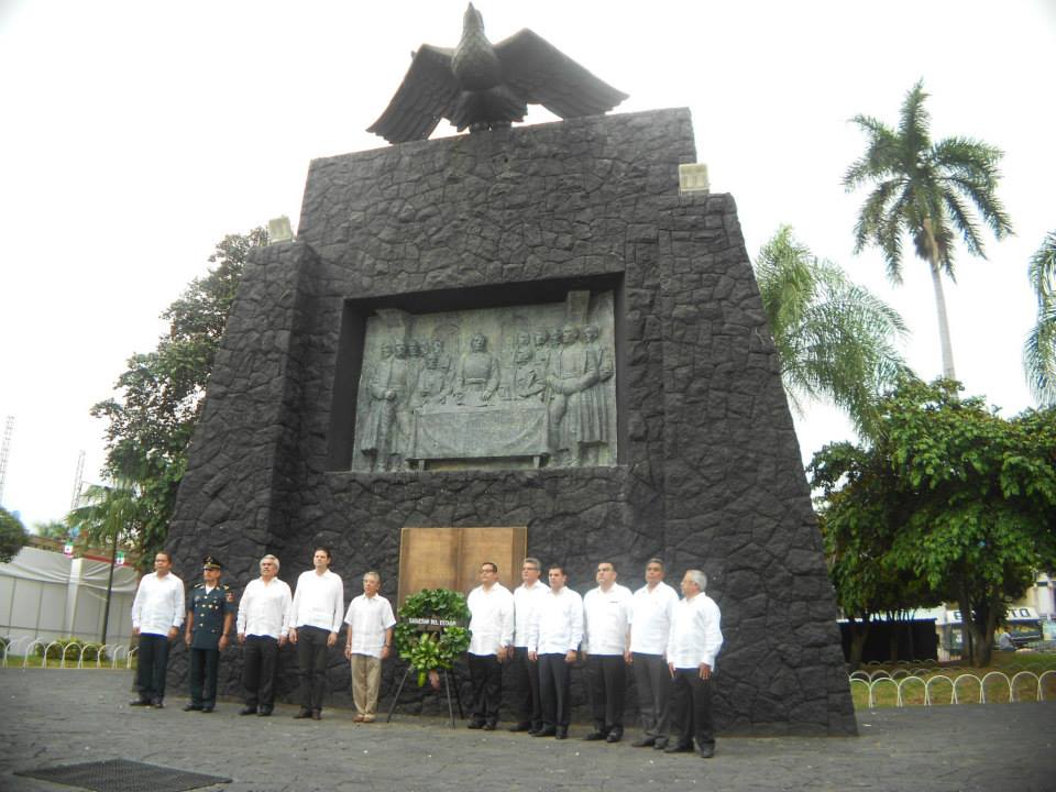 Apatzingán desfile (10)