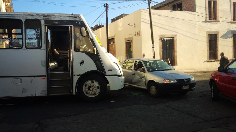choque camión morelia 2