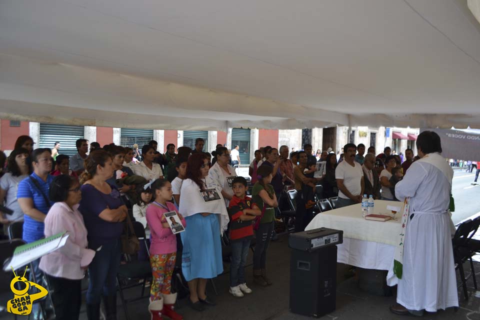 misa desaparecidos en Michoacán frente al Congreso Morelia 2