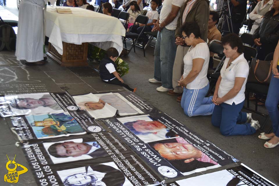 misa desaparecidos en Michoacán frente al Congreso Morelia 4