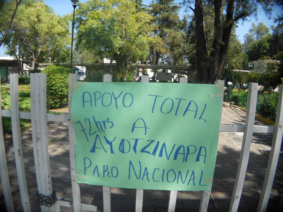 paro Universidad Michoacana UMSNH por normalistas de Ayotzinapa