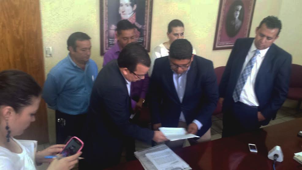 queja de partidos políticos contra Salvador Jara ante el IEM Michoacán