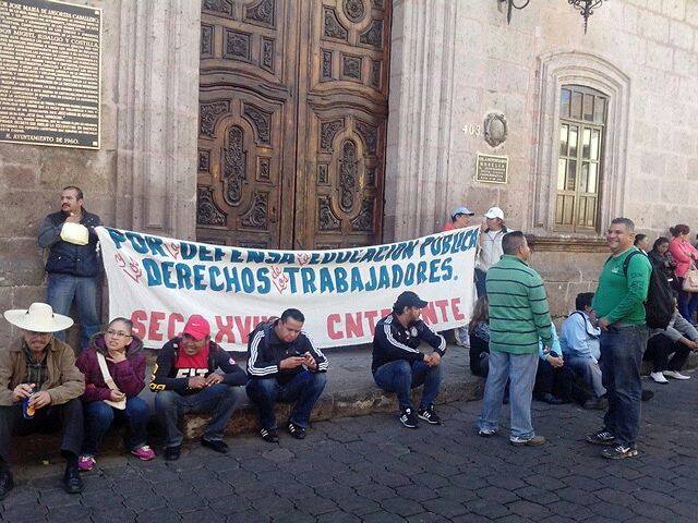 CNTE palacio municipal (4)