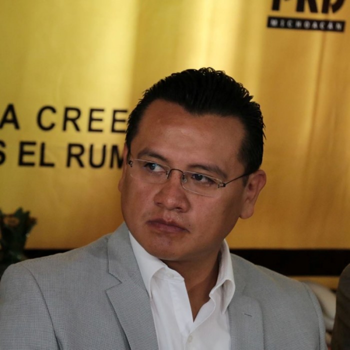 Carlos Torres Piña PRD