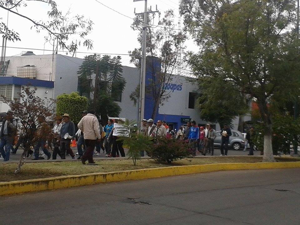 marcha maestros en acueducto