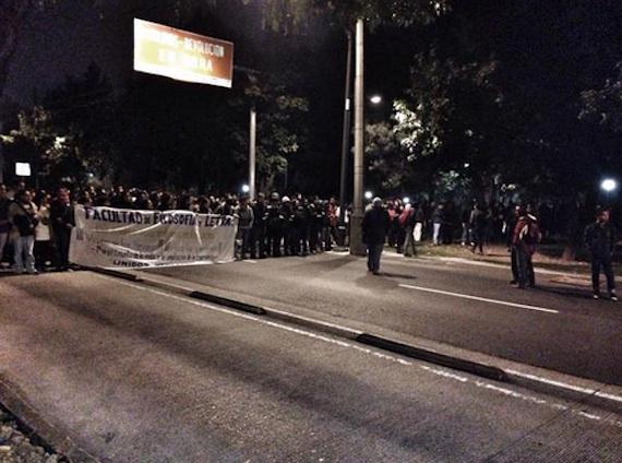 protesta por sandino bucio