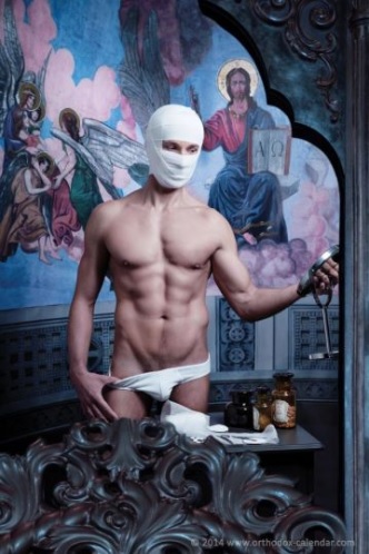 sacerdotes calendario gay 4