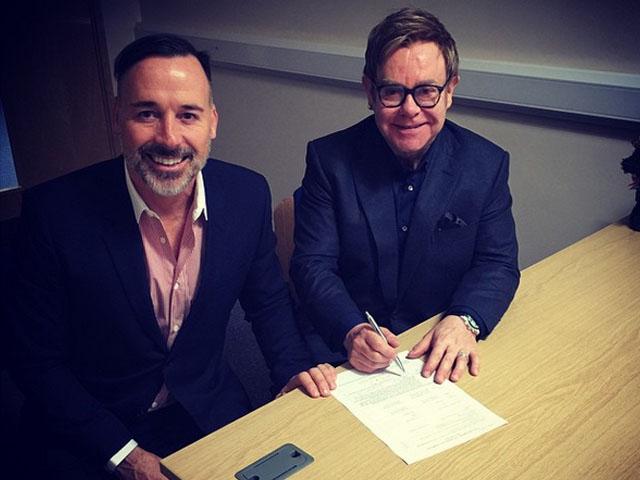 Elton John se casó este domingo con DAvid DAvid Furnish