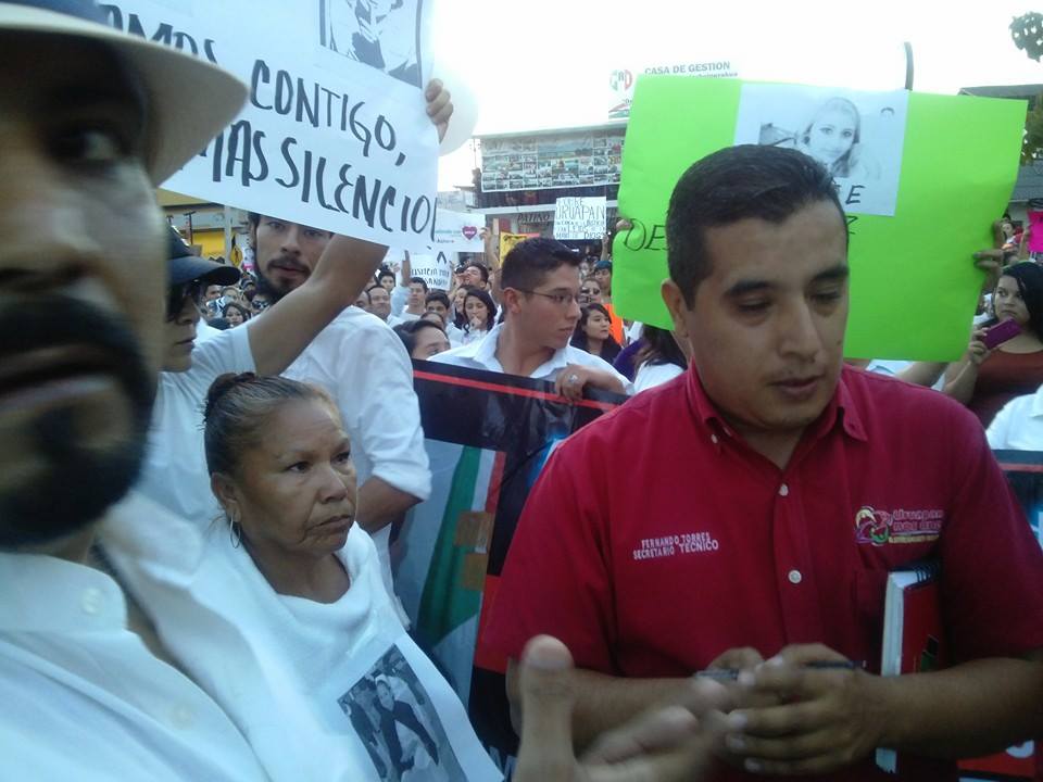 Secretario Técnico, Fernando Torres manifestación Uruapan Erika Kassandra