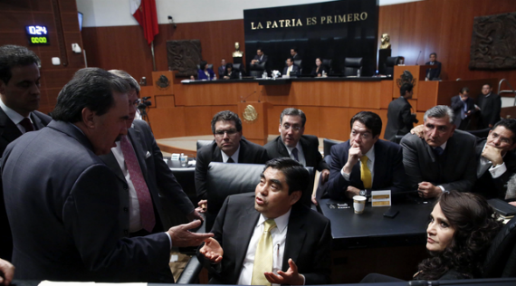 senadores