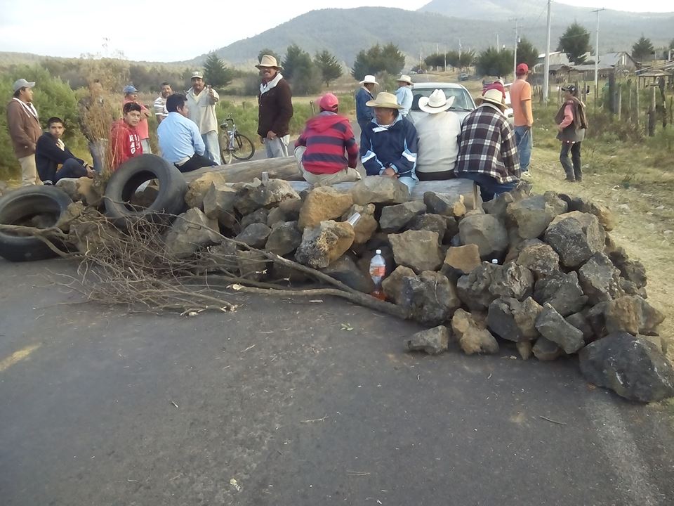 bloqueo carretero en nahuatzen