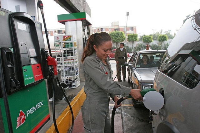 gasolinazo despachadora gasolinera