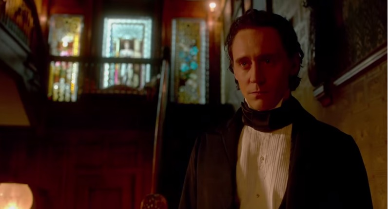 Tom Hiddleston en Crimson Peak de Guillermo del Toro