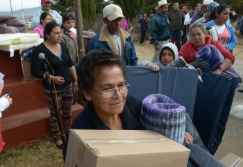 entrega de cobijas Morelia