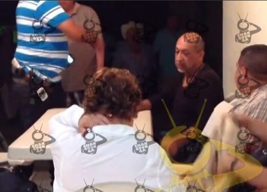 La Tuta sin gorra, captado en un video durante una reunión con alcaldesas de Huetamo y Pátzcuaro