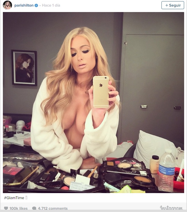 paris hilton se aumento las boobs