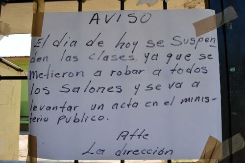 suspenden clases por robo en jardín de niños de Lázaro Cárdenas