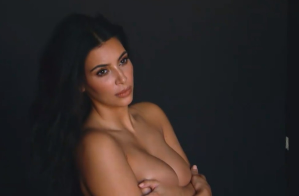Kim Kardashian desnuda 6