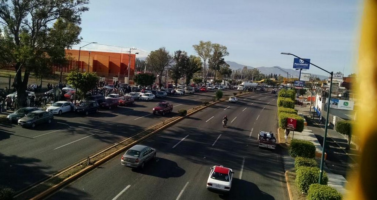 maestros Pabellón Don Vasco caravana CNTE