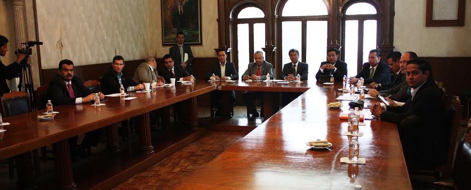mesa de diálogo partidos y autoridades Michoacán