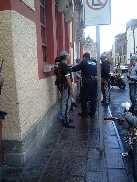 policía detienen a chavito por robo en centro de Morelia