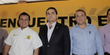 Carlos Torres Piña, Silvano Aureoles y Pascual Sigala