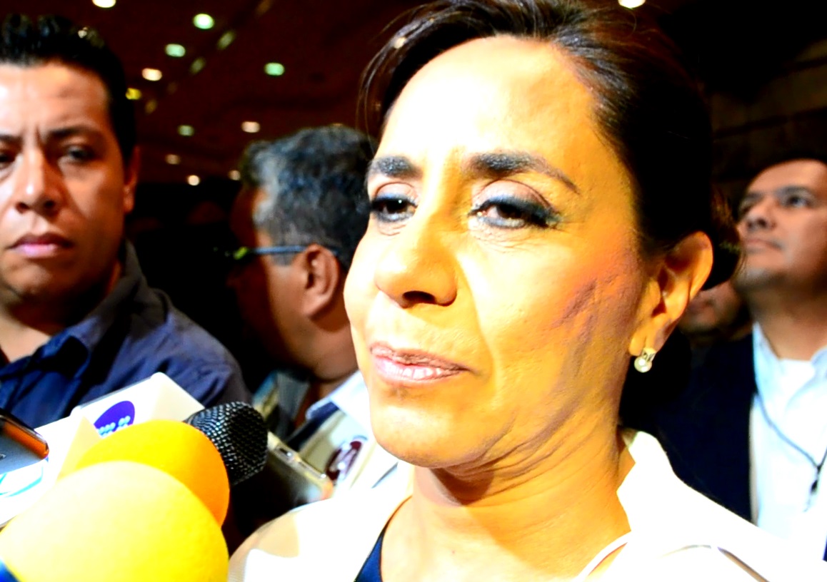 Cocoa Calderón entrevista debate